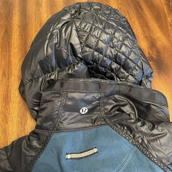 Lululemon Run Bundle Up Jacket Blue Black Full Zip Removable Hoodie Women’s 4 - Picture 4 of 8
